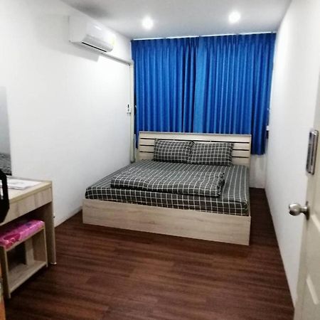 Happy Home Hostel バンコク都 エクステリア 写真
