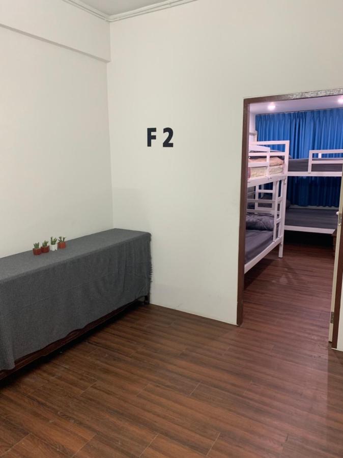 Happy Home Hostel バンコク都 エクステリア 写真