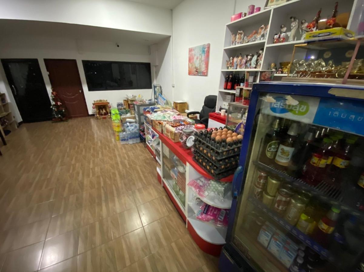 Happy Home Hostel バンコク都 エクステリア 写真
